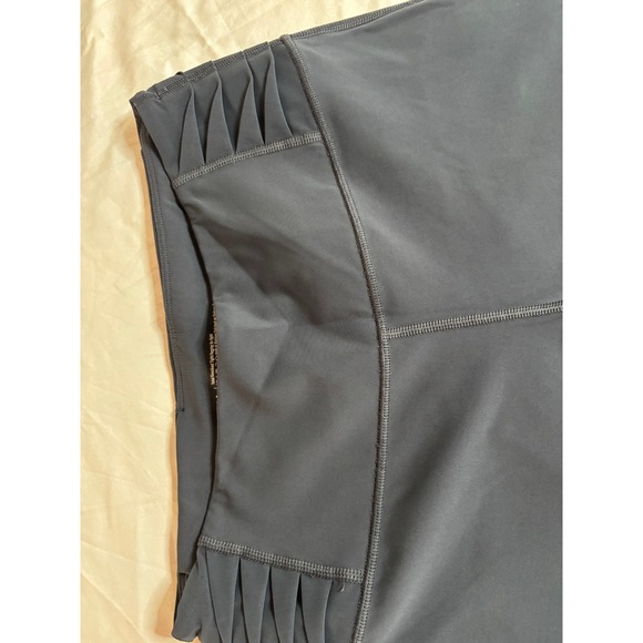 Victoria Sport Gray Pleated Leggings Athleisure Workout Activewear Women's - Picture 4 of 4